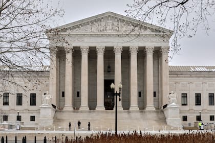 Corte Suprema de EE. UU. anula aranceles de Trump y sacude su agenda económica