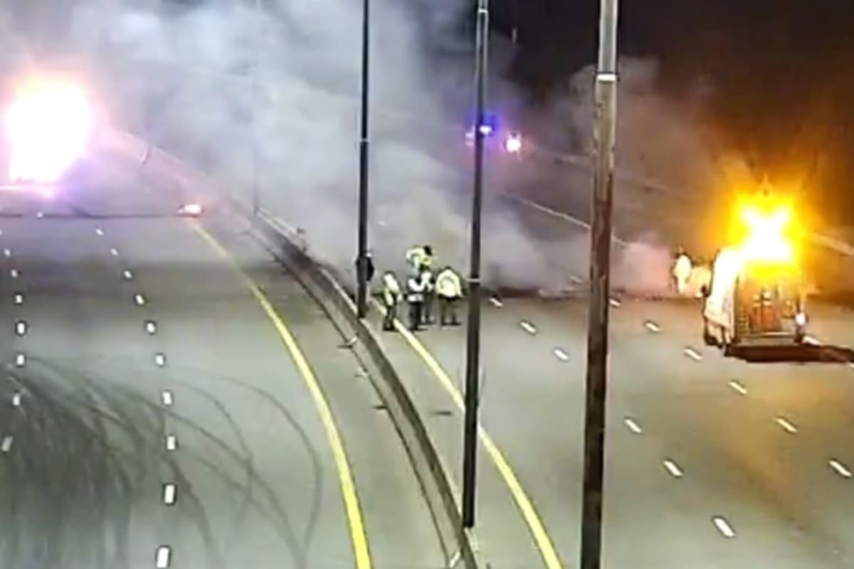 Corte total en la Autopista Buenos Aires-La Plata por una manifestación en apoyo a Cristina Kirchner