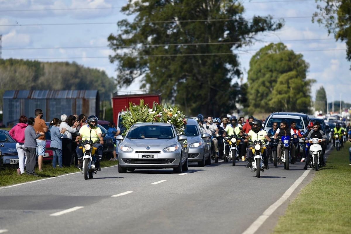 cortejo funebre de mario meoni