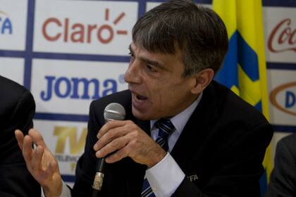 Corvaro se entrevistará con dirigentes de todas las categorías