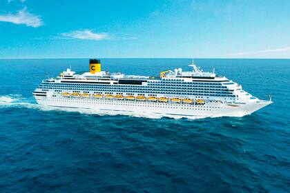 Costa Cruceros ofrece en la modalidad "mini" tres salidas en diciembre (dos a Punta del Este y una a Montevideo) y otra más en abril (también a Punta del Este), todas a bordo del "Costa Fascinosa".