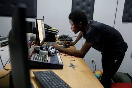 Costa de Marfil pierde ayuda de EEUU al tiempo que Al Qaeda y otros grupos extremistas se acercan