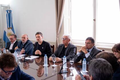 Costa, hace quince días, al presentar el proyecto ante diputados y senadores bonaerenses