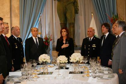 Costantino, Puricelli, Cristina Kirchner, Chevalier y Boudou, en el encuentro de camaradería