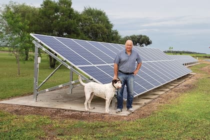 Cotella incorporó energía solar para su vivienda