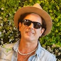 Su amistad con Andrés y Javier Calamaro, su enojo con Diego Torres por "Color esperanza" y su firme postura
