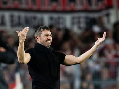 Coudet debutará como DT de River el jueves 12 de marzo, ante Huracán en Parque Patricios