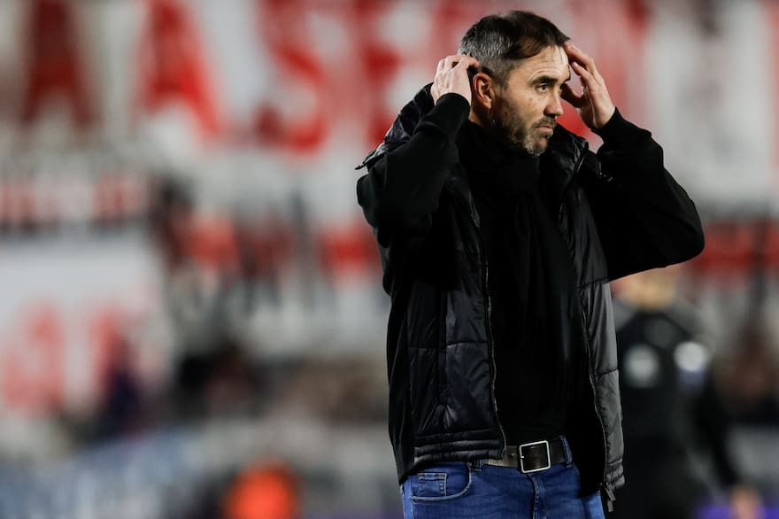 River sufrió otro fracaso que consume el escaso crédito que le quedaba a Eduardo Coudet River sufrió otro fracaso que consume el escaso crédito que le quedaba a Eduardo Coudet