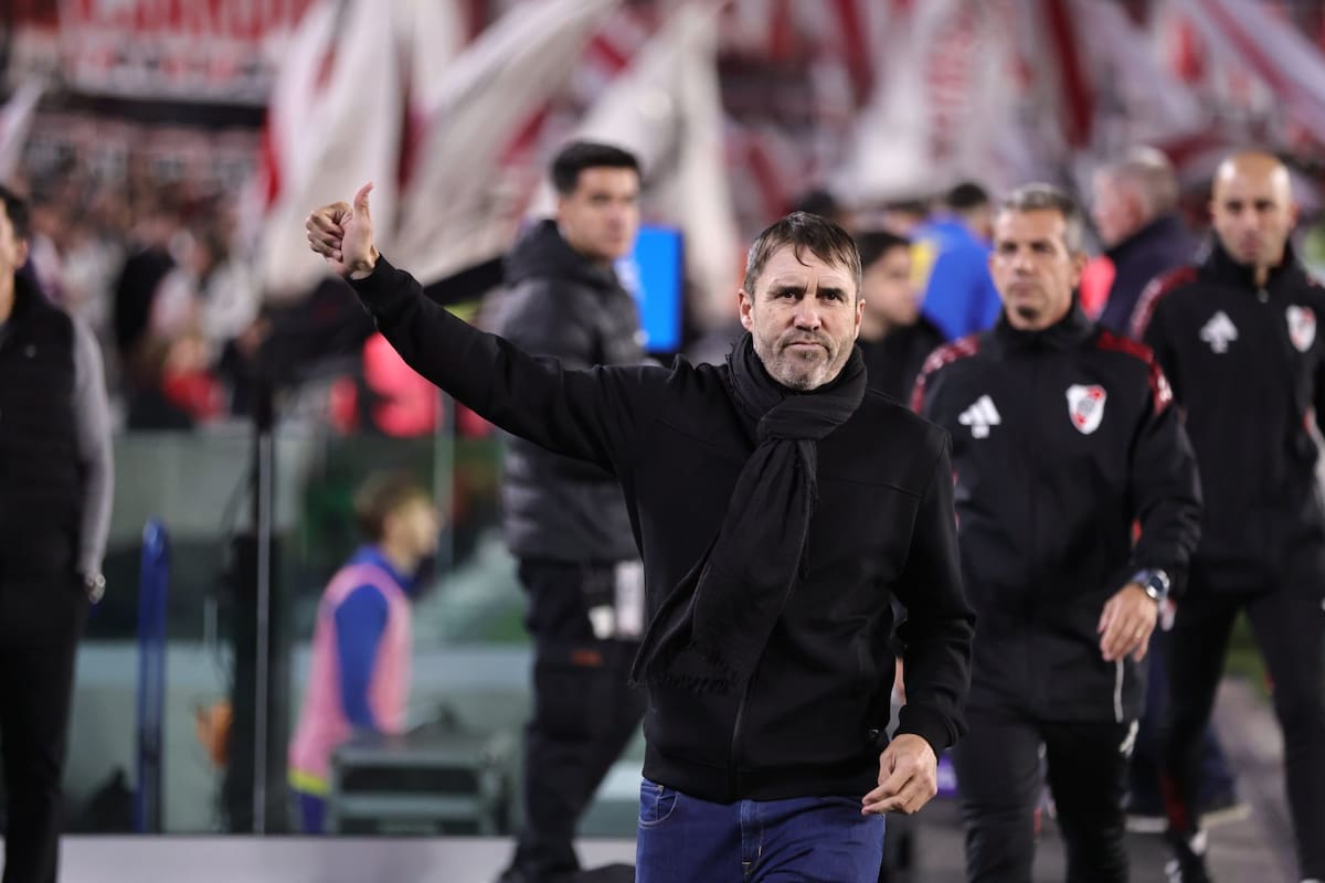 Coudet, volcánico durante el partido, se mostró cauto en la conferencia de prensa