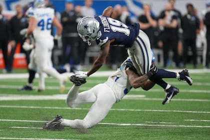 Cowboys retroceden en derrota ante los Lions, pero siguen pensando en los playoffs