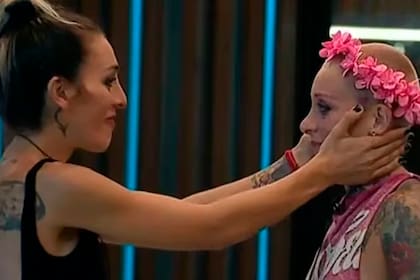 Coy ingresó a la casa de Gran Hermano para visitar a su hermana en más de una oportunidad. Captura: Telefe