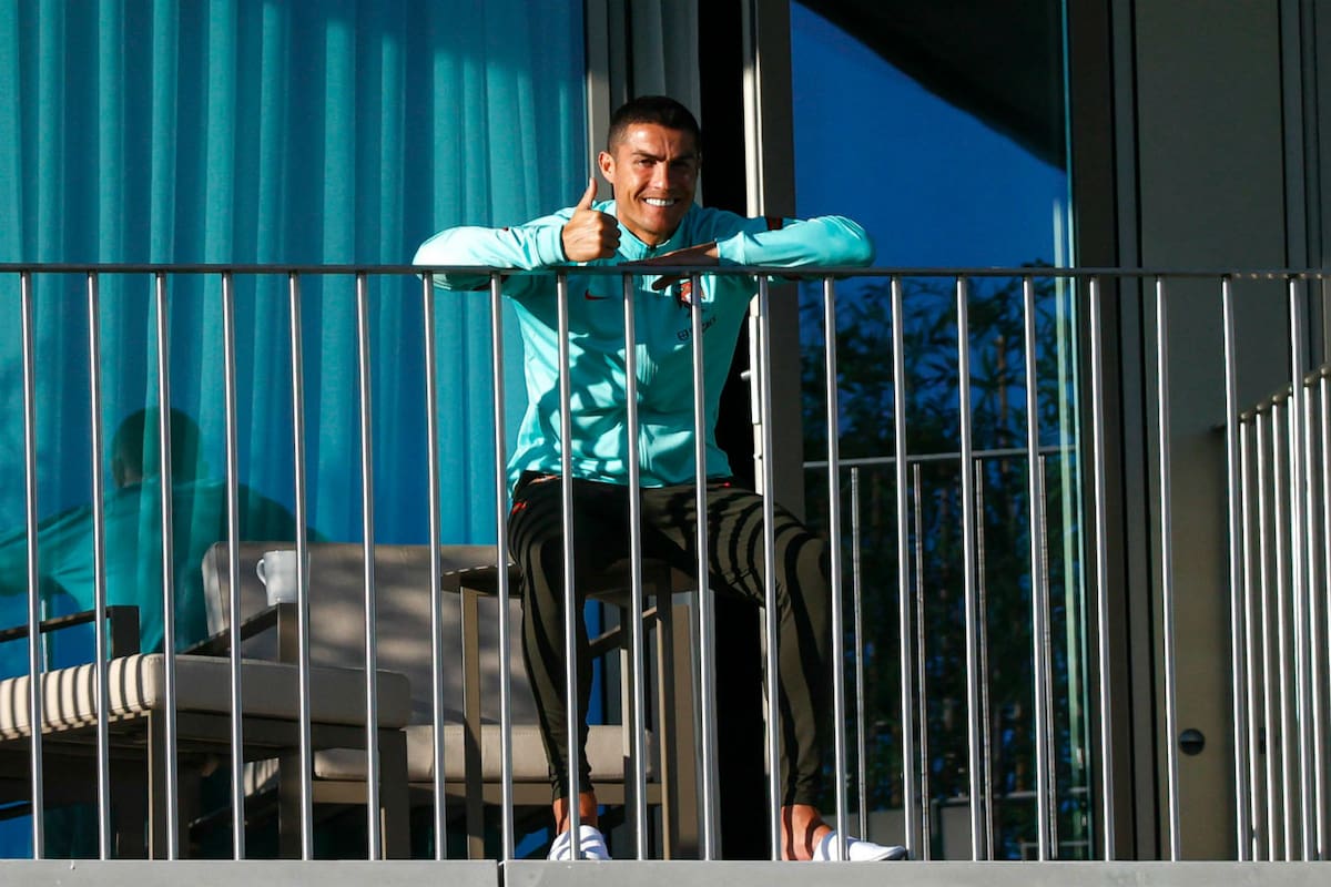 CR7 está aislado y es asintomático