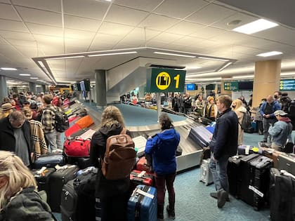 Craig Minielly fue uno de los afectados por la cancelación de vuelos en el Aeropuerto de Vancouver