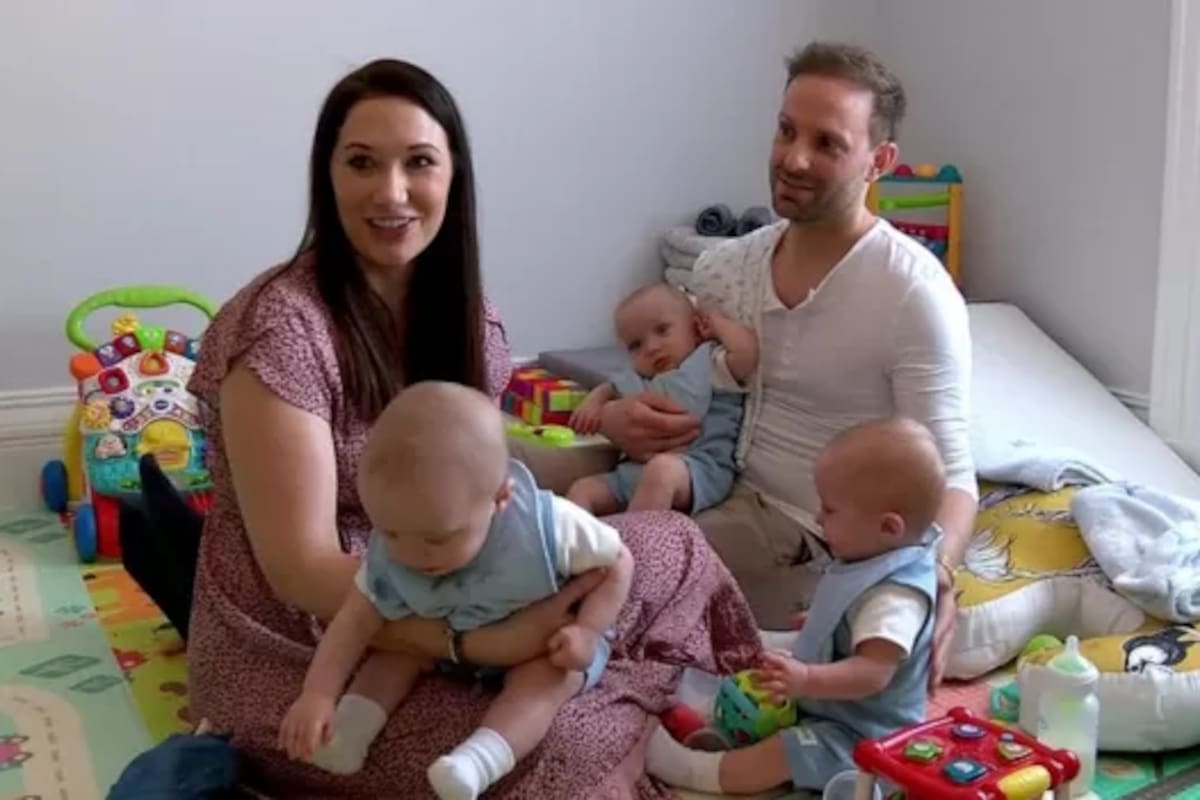 Craig y Gina Dewdney se enteraron que concebir trillizos idénticos de forma natural era extremadamente raro