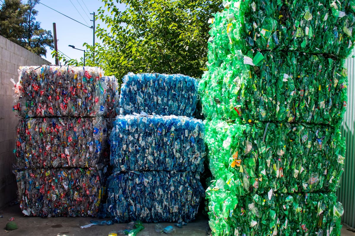 Creando Conciencia brinda el servicio de recepción y certificación de materiales y tienen un convenio con la municipalidad a través del programa Recicla Tigre, por el cual reciben todos los residuos de sus distritos.