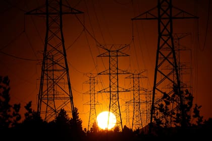 Crece la demanda de energía eléctrica por la abundancia de centros de datos en Estados Unidos