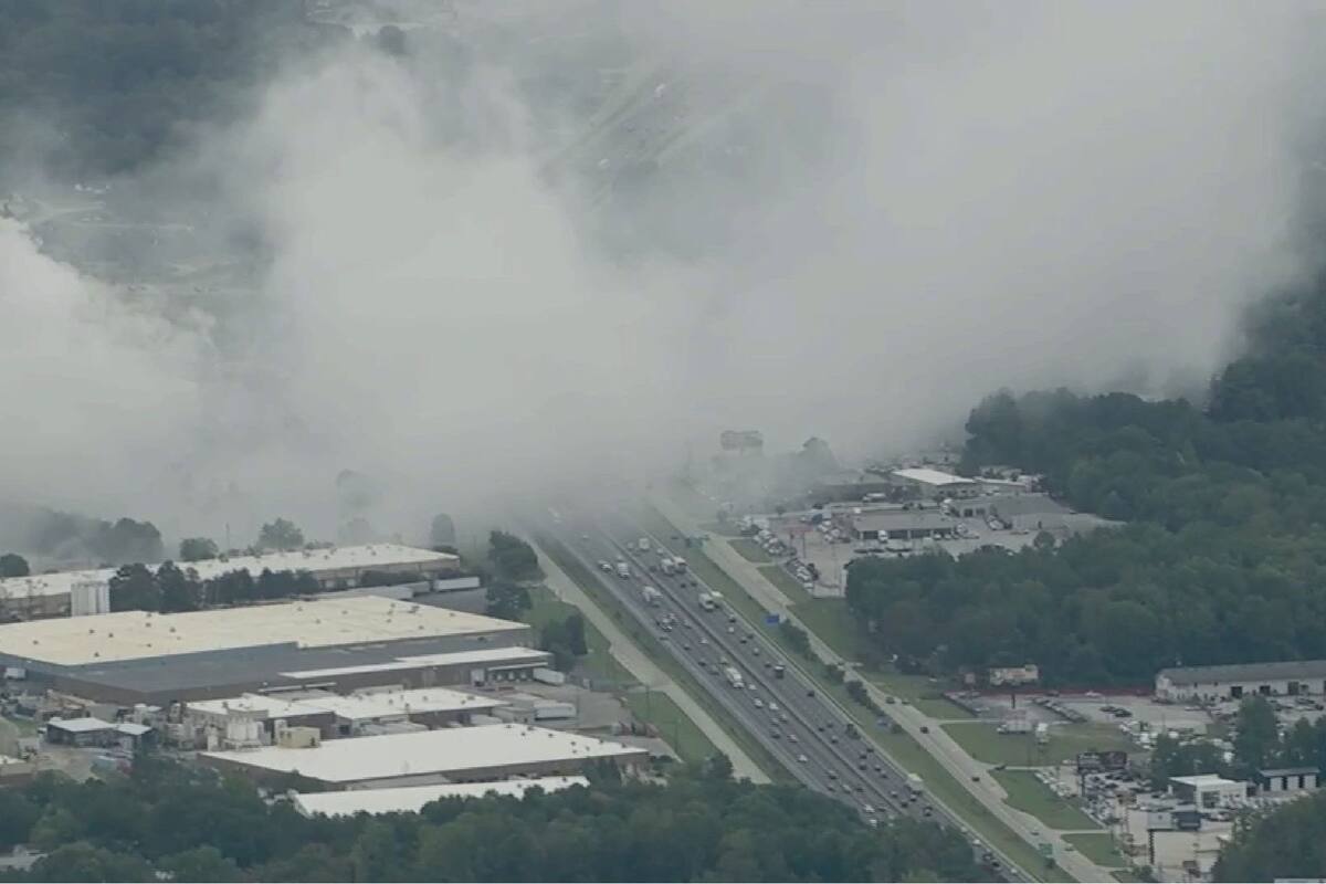 Crece la preocupación por la nube de humo tóxica cerca de Atlanta