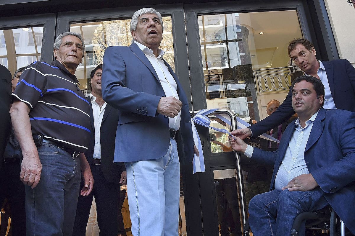 Crece la tensión con Moyano: Triaca le advierte que "no hay espacio para la impunidad"