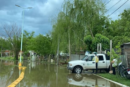 Crecida del río Uruguay: evacuaron familias en Concordia.