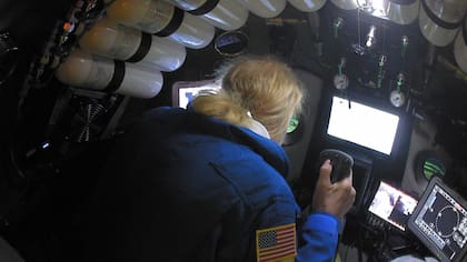 El submarino DSV Limiting Factor fue creado en conjunto con Triton Submarines. Crédito: Five Deeps