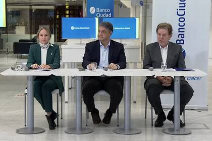 El Jefe de Gobierno Jorge Macri anuncia el lanzamiento de créditos hipotecarios.