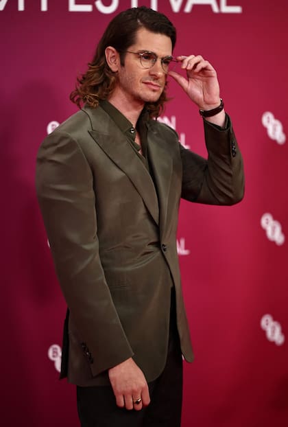 “Creo que la razón por la que me atrajo fue pura curiosidad y miedo, y tratar de comprender lo más profundamente posible a las personas que nos están conduciendo hacia esta próxima etapa del mundo", señaló Andrew Garfield, protagonista de la película, al ser consultado por su decisión de sumarse al proyecto