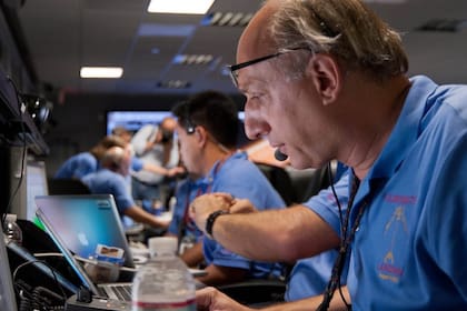 “Creo que tuve suerte de estar siempre en el momento correcto en el lugar correcto”, dice Miguel cuando piensa en la sucesión de eventos que lo llevaron a cumplir aquel sueño infantil de trabajar en la NASA.
