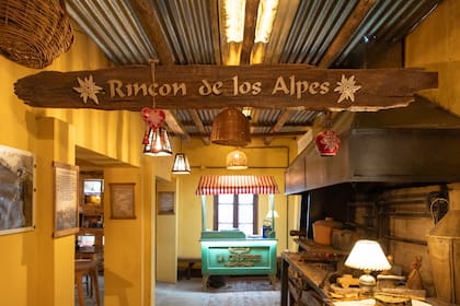 Crepes y comida a la olla, entre los platos más pedidos de Almacén Don Leandro.