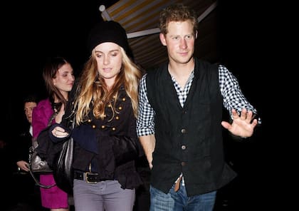 Harry con Cressida Bonas