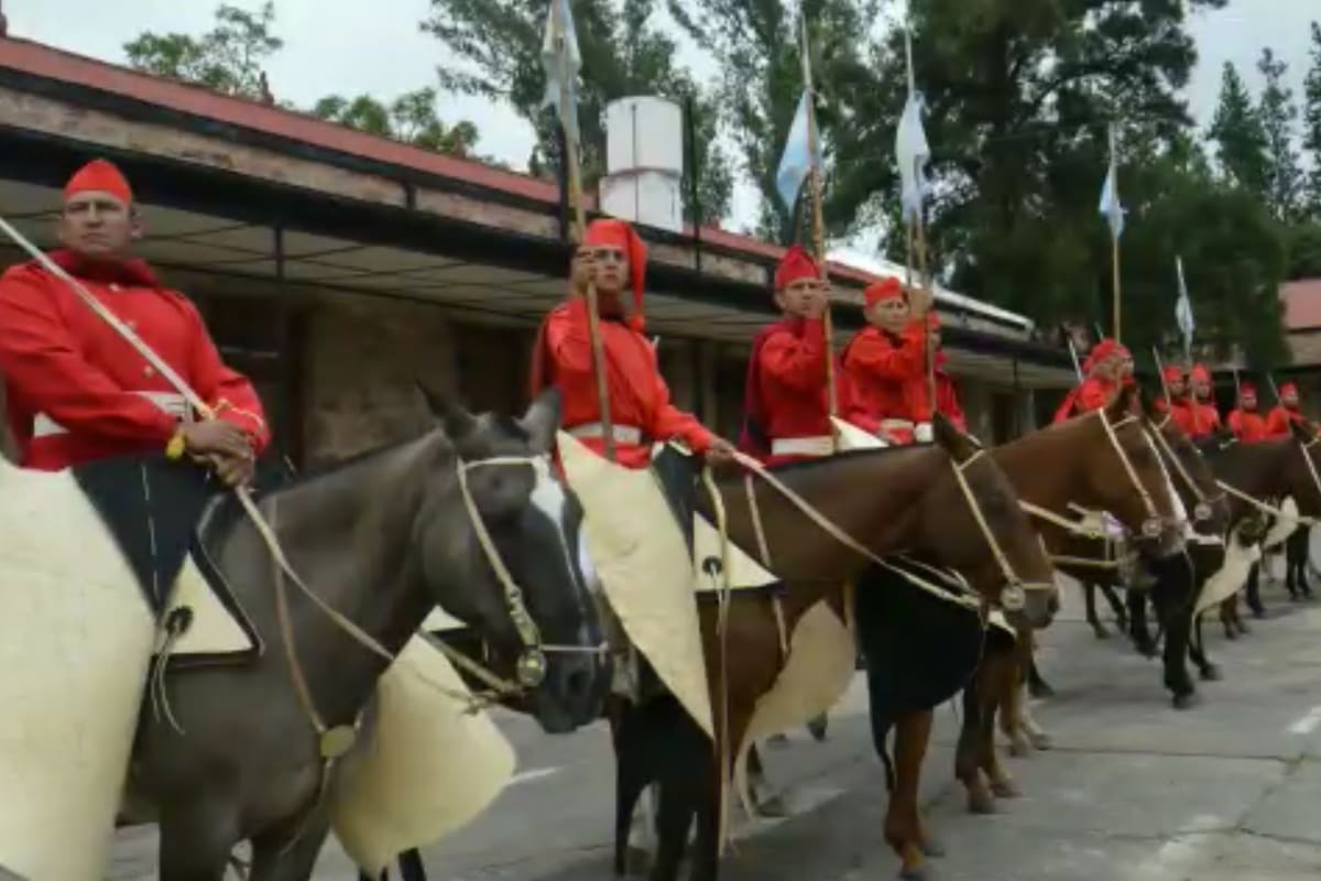 Criadores de la raza criolla decidieron donar 50 caballos para montar a los integrantes del ejército que recrearon "Los Infernales de Güemes"