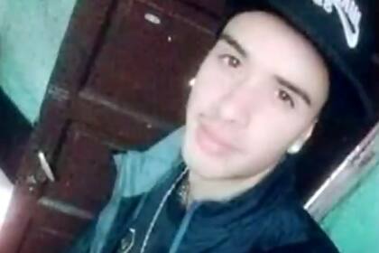 Cristian Emanuel Prieto, de 20 años, está internado en grave estado en un hospital de Moreno.