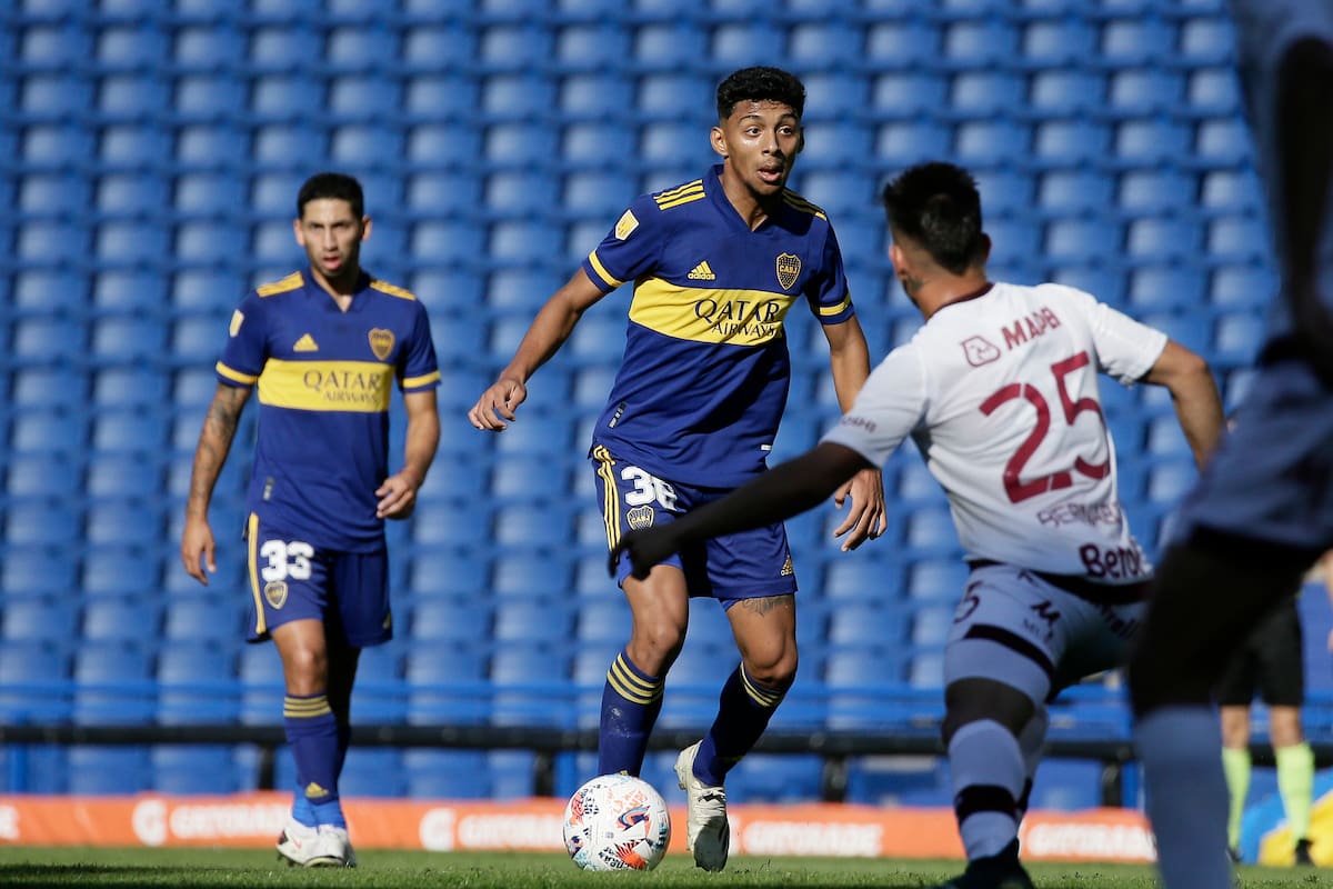 Cristian Medina de Boca Juniors, el mediocampista del equipo de Russo recibió el resultado positivo del hisopado por Covid-19, luego de tener contacto estrecho.