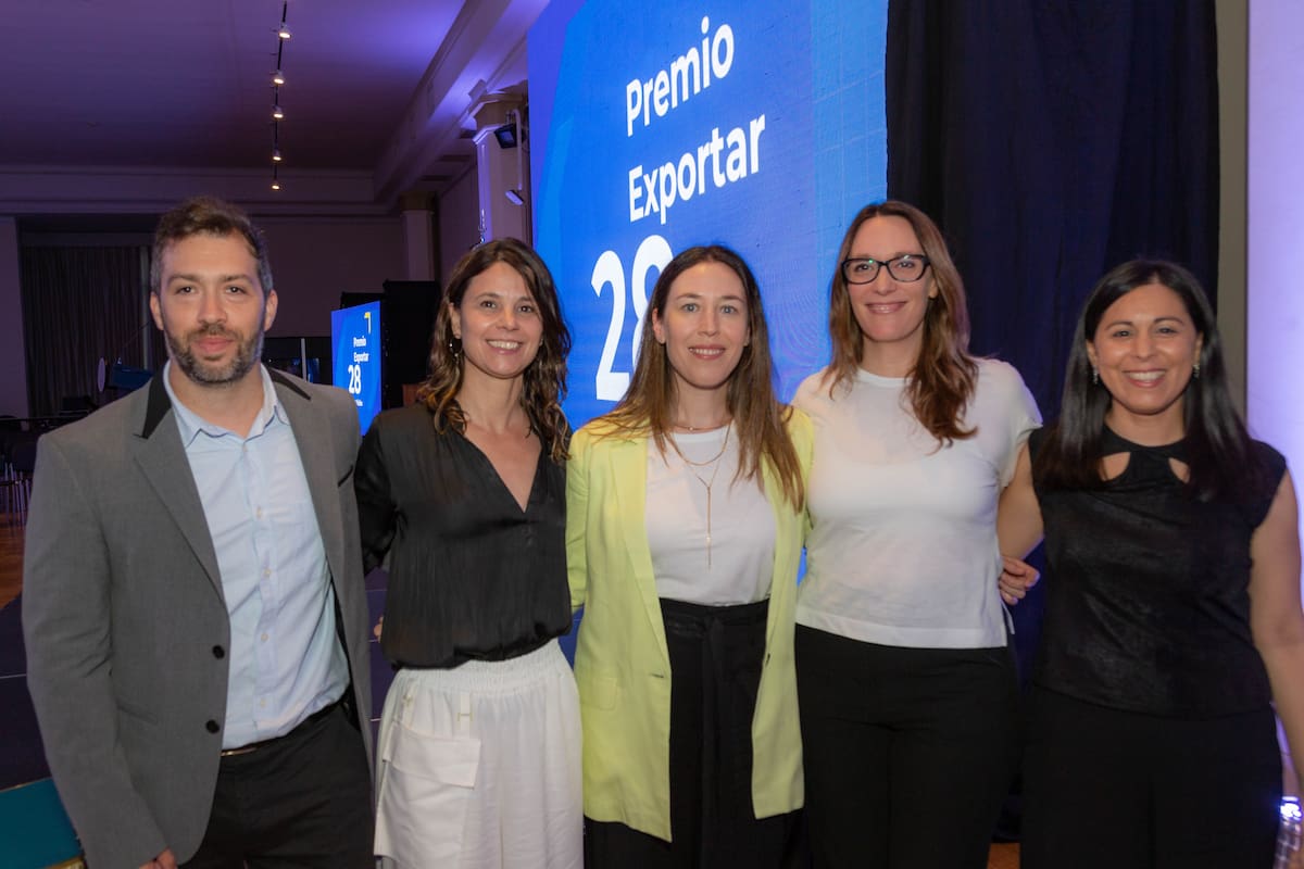 Cristian Modesto (Chief Revenue Officer), Sara Medina (Client Solutions Manager), Rocío Manfredi (Head of Production), Violeta D'atri (Chief Financial Officer), Adriana Lourenco (Operations Manager).