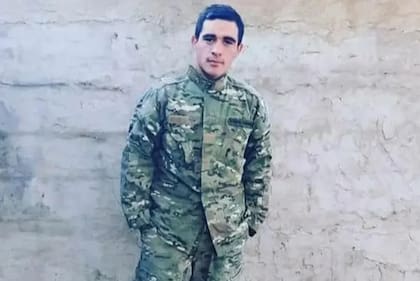 Cristian Nahuel Martínez, un soldado voluntario de 23 años murió luego de salvar la vida de su hermana menor, quien cayó al río Gualeguay sin saber nadar.