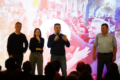 Cristian Ritondo durante el último encuentro del "Último Paso Tour" en Mar del Plata junto a Fernando de Andreis, Soledad Martínez y Guillermo Montenegro