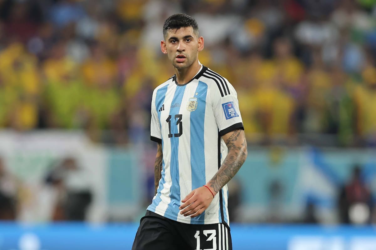 Cristian Romero mostró en su cuenta de Instagram cómo quedó su tatuaje de la Copa del Mundo