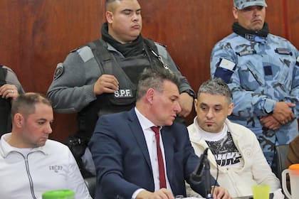 Cristian y Martín Lanatta durante una de las audiencias en su contra