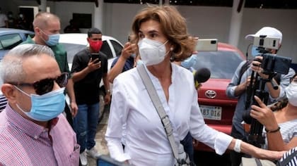Cristiana Chamorro, hija de la expresidenta nicaragüense Violeta Barrios, es una de los precandidatos arrestados en Nicaragua