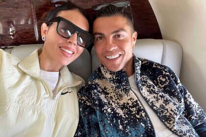 Cristiano publicó una romántica foto con su esposa Georgina