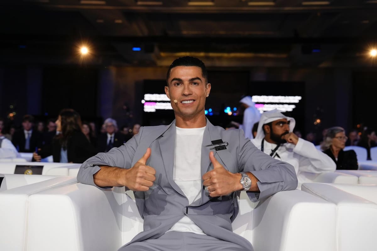 Cristiano Ronaldo colectó más de mil millones de dólares entre sus ingresos deportivos y los comerciales; es mucho más que un futbolista.