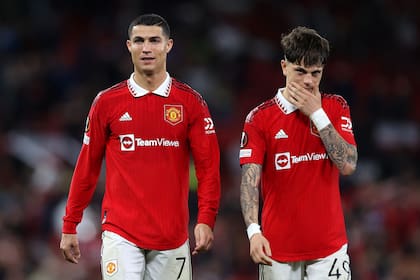 Cristiano Ronaldo, con Alejandro Garnacho, en su último partido con el Manchester City