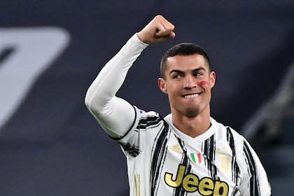 Cristiano Ronaldo anotó dos goles de su sello.