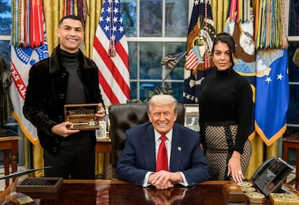 Cristiano Ronaldo, su esposa y el presidente Donald Trump