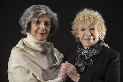 Cristina Banegas y Nelly Prince