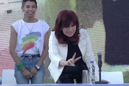 Cristina Fernández de Kirchner en el "Encuentro Nacional de Jóvenes de La Cámpora" en la exEsma