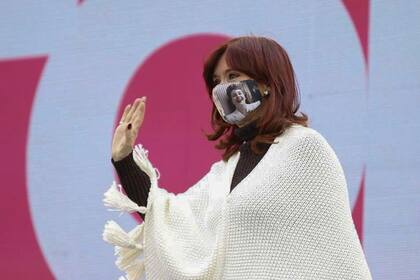 Cristina Fernández de Kirchner en el plenario en el Estadio Único de La Plata para delinear los ejes de la campaña electoral del Frente de Todos