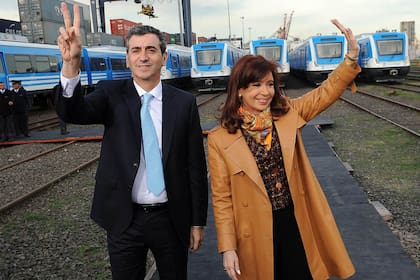 El titular de Trenes Argentinos Infraestructura fue funcionario público durante la gestión de Cristina Kirchner, en la foto junto a su entonces ministro Florencio Randazzo