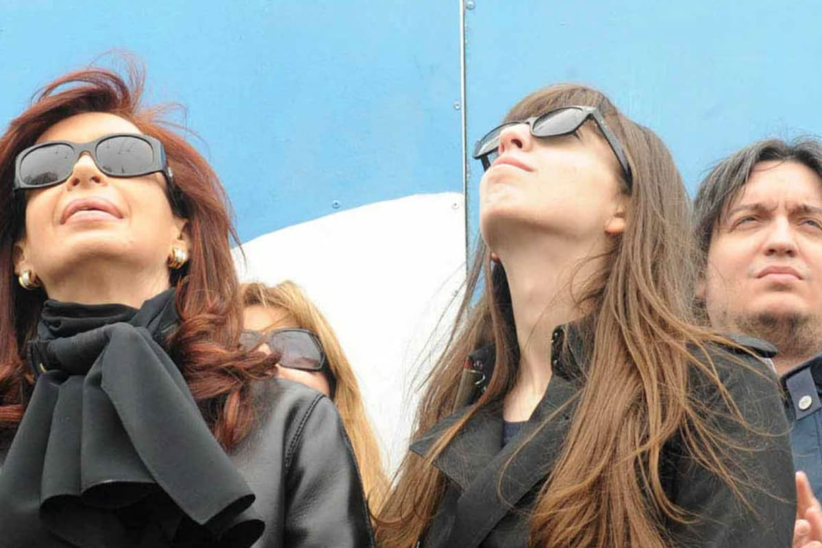 Cristina, Florencia, y Máximo Kirchner
