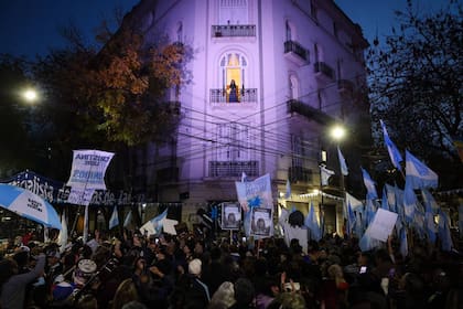Kicillof publicó un mensaje al cumplirse un año de la detención de Cristina Kirchner.