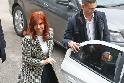 Cristina Kirchner asiste a la segunda audiencia del juicio oral